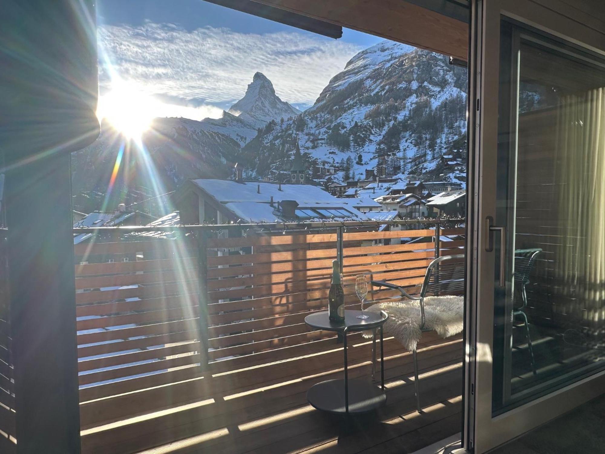 Ascot Penthouse 160 M2 Matterhorn View Apartment Zermatt Bagian luar foto